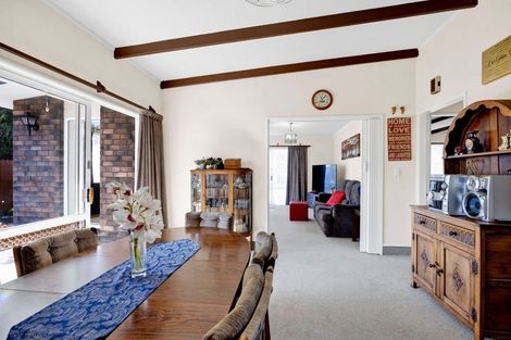 Photo of property in 29 Ngahere Street, Inglewood, 4330