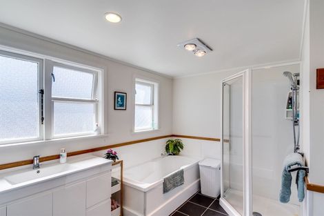 Photo of property in 20 Chester Street, Taradale, Napier, 4112