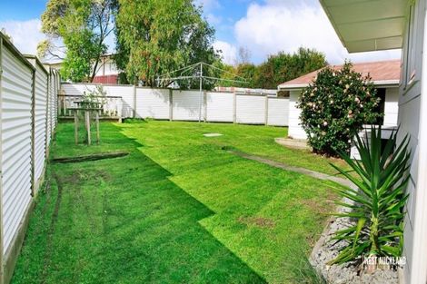 Photo of property in 40 Hindmarsh Street, Henderson, Auckland, 0612