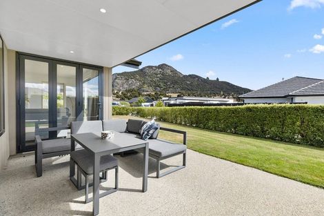Photo of property in 27 Marbleleaf Lane, Albert Town, Wanaka, 9305