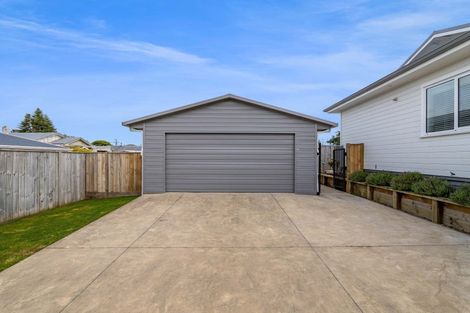 Photo of property in 54a Cloten Road, Stratford, 4332