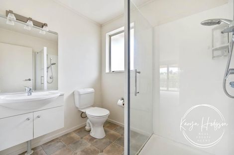 Photo of property in 12 Ash Grove, Maungaturoto, 0520