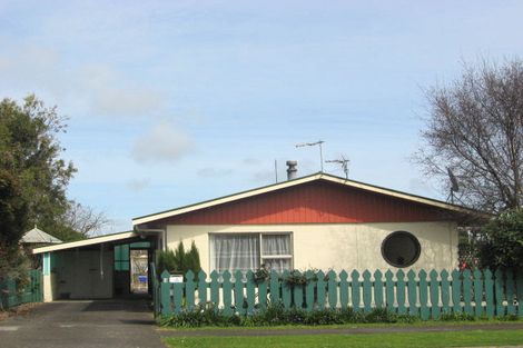 Photo of property in 8 Sarten Street, Waitara, 4320