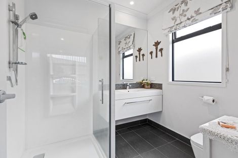 Photo of property in 19 Boulder Lane, Pyes Pa, Tauranga, 3112