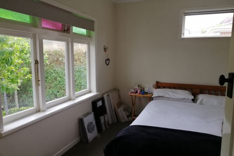 Photo of property in 13 Huapai Street, Onehunga, Auckland, 1061