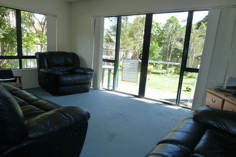 Photo of property in 11 Monkton Close, Greenhithe, Auckland, 0632