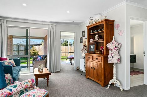 Photo of property in 13 Ngahana Place, Turangi, 3334