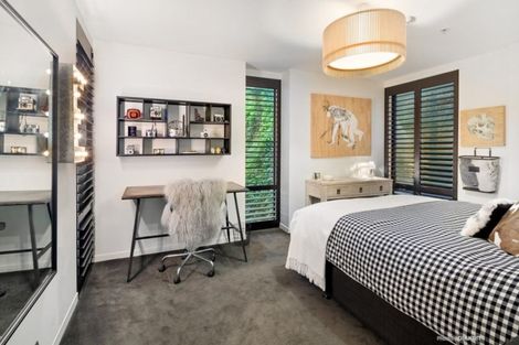 Photo of property in 2e/150 Oriental Parade, Oriental Bay, Wellington, 6011