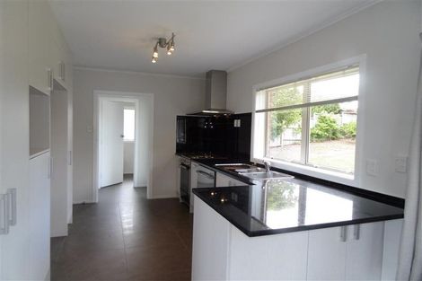 Photo of property in 23 Hyde Road, Rothesay Bay, Auckland, 0630