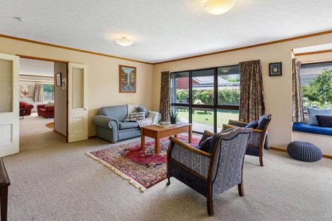 Photo of property in 5 Newland Court, Palmerston North, 4410