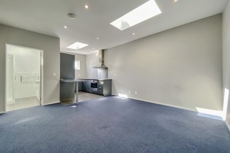 Photo of property in 5/35 Home Street, Mount Victoria, Wellington, 6011