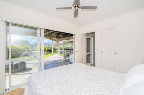 Photo of property in 100 Cordyline Crescent, Matarangi, Whitianga, 3592