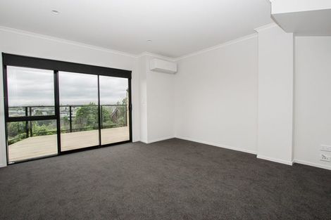 Photo of property in 12/14 Ruakiwi Road, Hamilton Lake, Hamilton, 3204