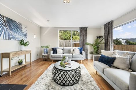 Photo of property in 3 Clementine Way, Crofton Downs, Wellington, 6035