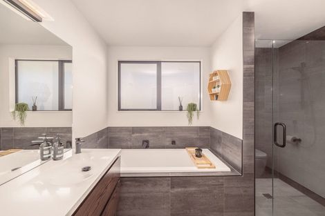 Photo of property in 10 Verdeco Boulevard, Lincoln, 7608