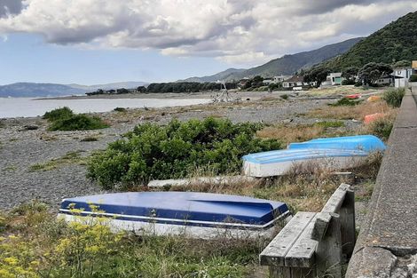 Photo of property in 14 Miro Street, Eastbourne, Lower Hutt, 5013