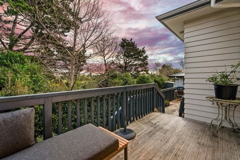 Photo of property in 2 Tarara Lane, Kumeu, 0810