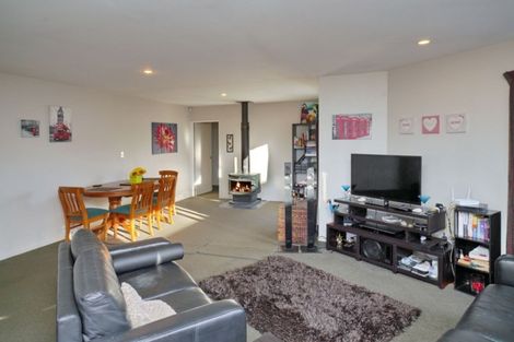 Photo of property in 39 Welsford Street, Woodend, 7610