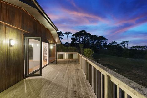 Photo of property in 100 Forestry Road, Riverhead, 0892