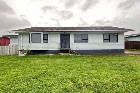 Photo of property in 3 Rukumoana Place, Clendon Park, Auckland, 2103