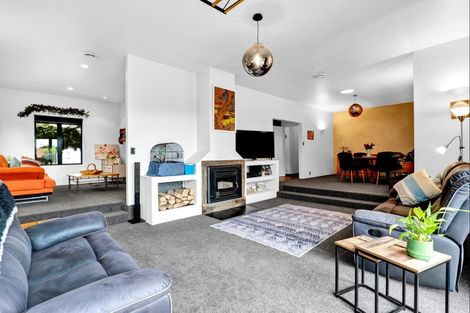 Photo of property in 35 Maire Street, Hawera, 4610