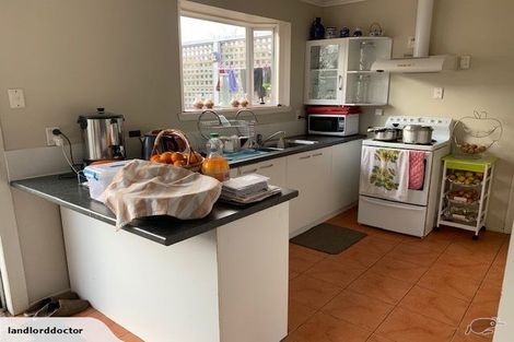 Photo of property in 18 Mcannalley Street, Manurewa East, Auckland, 2102