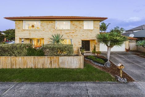 Photo of property in 12 Janway Avenue, Flat Bush, Auckland, 2016