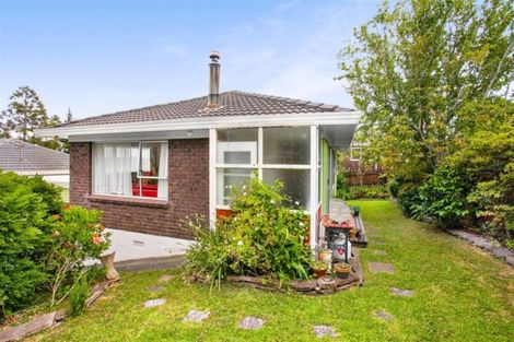 Photo of property in 2/46a Kamara Road, Glen Eden, Auckland, 0602
