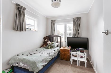 Photo of property in 23 Karaka Road, Otumoetai, Tauranga, 3110