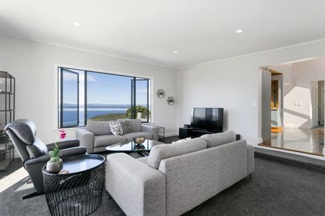 Photo of property in 54 Wakeman Road, Acacia Bay, Taupo, 3330