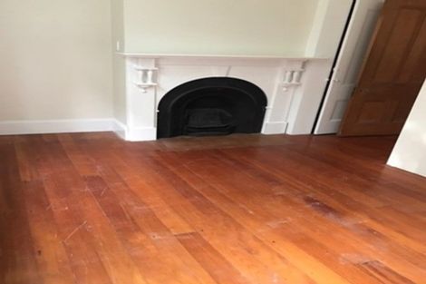 Photo of property in 2/22 Kiteroa Terrace, Rothesay Bay, Auckland, 0630