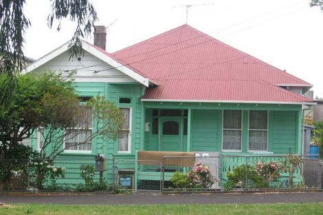Photo of property in 8 Kowhai Street, Mount Eden, Auckland, 1024