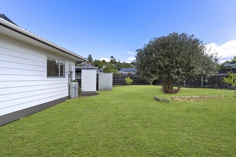 Photo of property in 6 Mannering Place, Hillcrest, Auckland, 0627