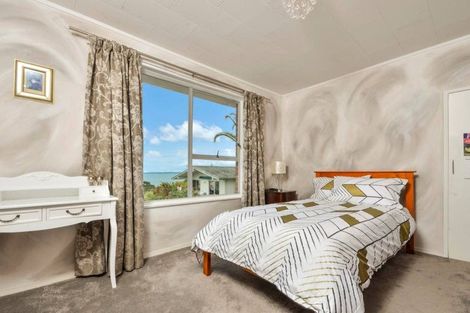 Photo of property in 1/36 Masterton Road, Rothesay Bay, Auckland, 0630