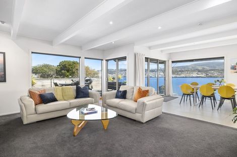 Photo of property in 33 Doon Street, Vauxhall, Dunedin, 9013