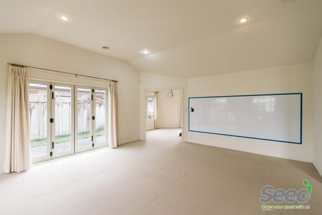 Photo of property in 2 Roderick Place, Rototuna, Hamilton, 3210