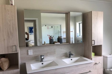 Photo of property in 644a Papamoa Beach Road, Papamoa Beach, Papamoa, 3118