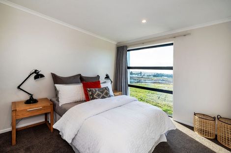 Photo of property in 89 Glidepath Road, Hobsonville, Auckland, 0616