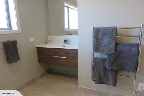 Photo of property in 5 Hydrangea Lane, Milson, Palmerston North, 4414