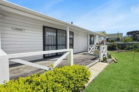 Photo of property in 7 Harris Street, Marton, 4710