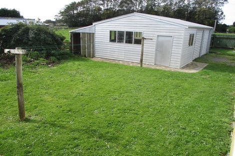 Photo of property in 312 Arapaepae Road South, Levin, 5571