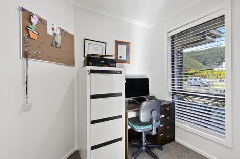 Photo of property in 14 Huntaway Close, Stoke, Nelson, 7011