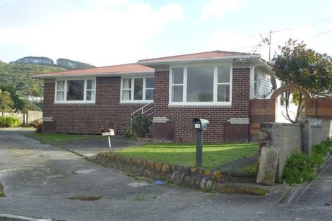 Photo of property in 1 Te Arawi Street, Takapuwahia, Porirua, 5022