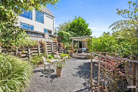 Photo of property in 75 Cypress Drive, Maungaraki, Lower Hutt, 5010