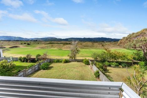 Photo of property in 46 Golf Road, Paraparaumu Beach, Paraparaumu, 5032