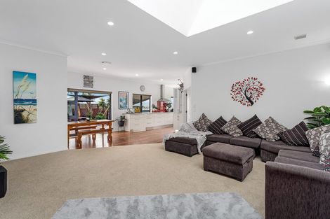 Photo of property in 19 Panorama Place, Coastlands, Whakatane, 3120