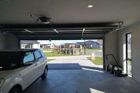 Photo of property in 16 Hehan Close, Cambridge, 3434