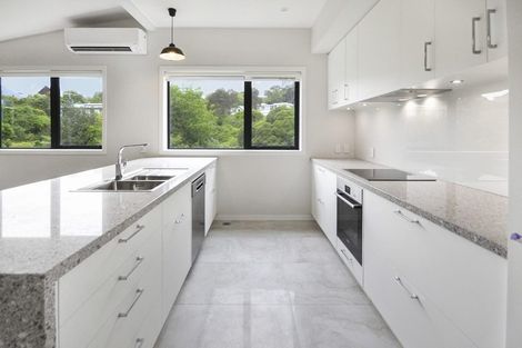 Photo of property in 12 Jacobsen Lane, Ngaio, Wellington, 6035