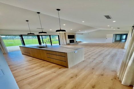 Photo of property in 49 Three Oaks Drive, Dairy Flat, 0794
