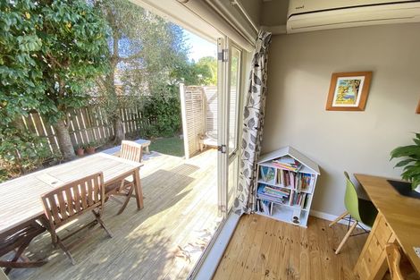 Photo of property in 1/7 Cradock Street, Avondale, Auckland, 1026